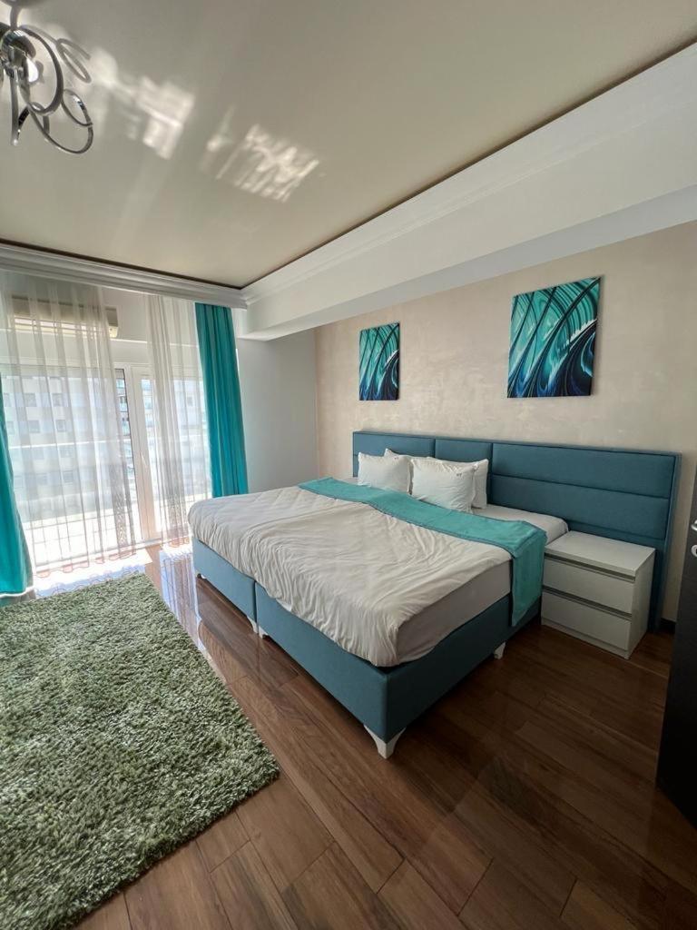 Mamaia White Tower Hotel ภายนอก รูปภาพ